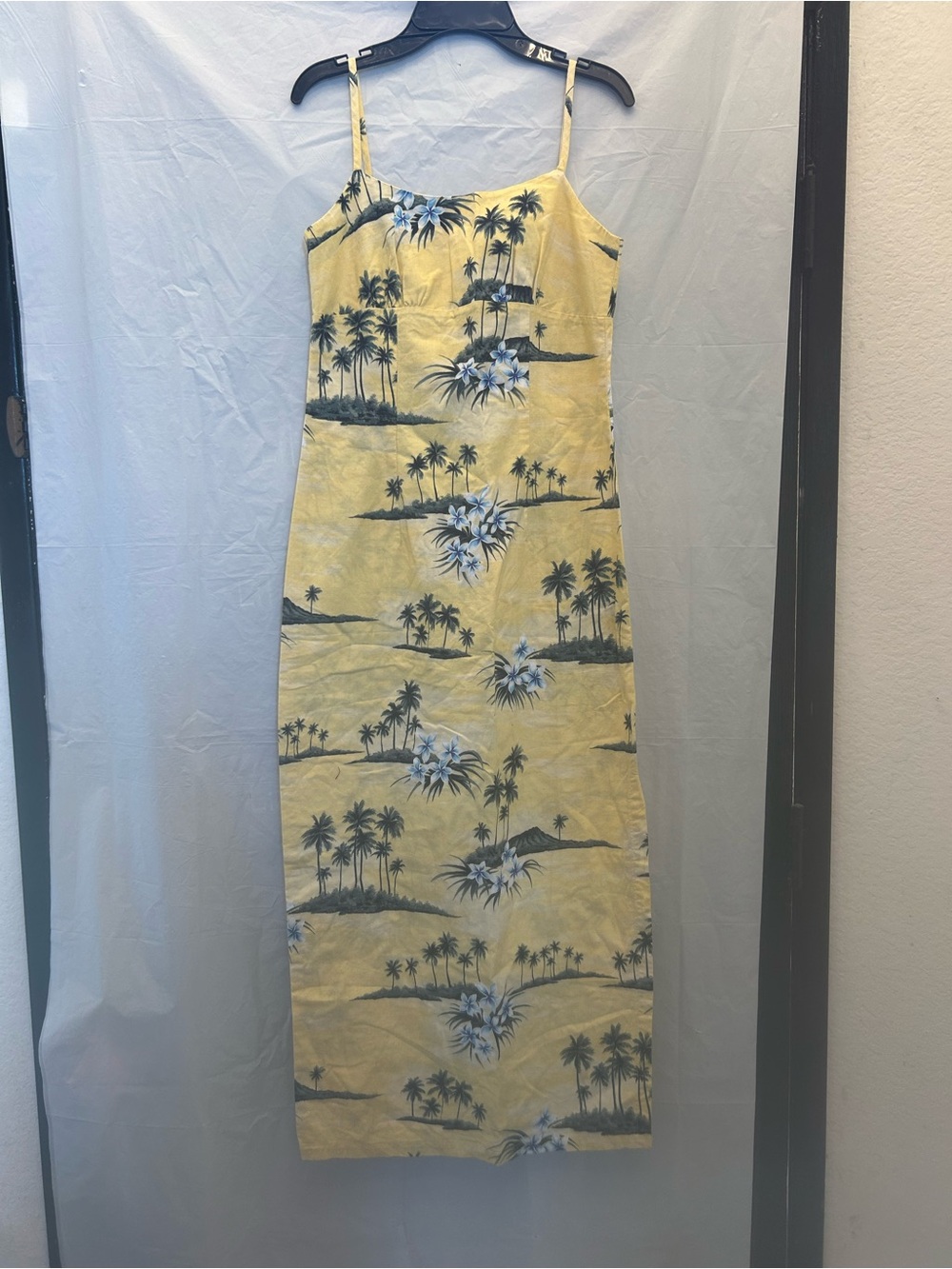 Shannon Marie Junior’s Yellow Tropical Maxi Dress with Palm Tree Print Sz S
